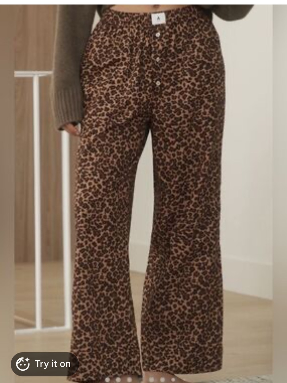 Anthropologie cheetah casual pant size medium